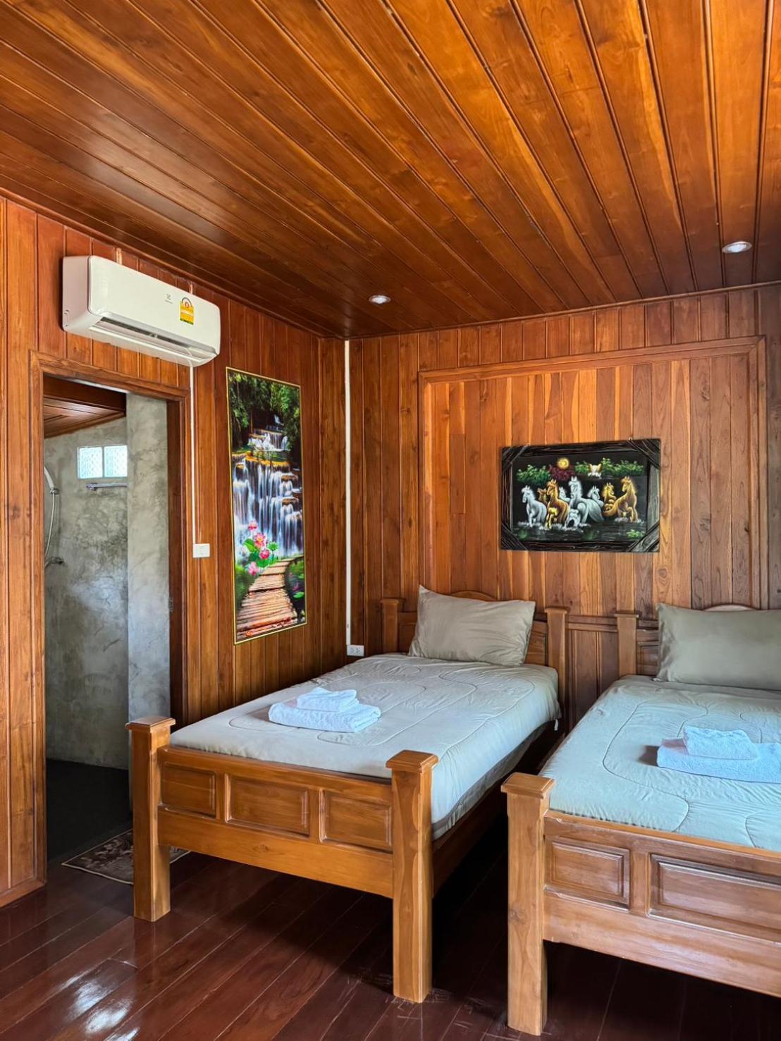 Denchai City Resort เด่นชัยซิตี้ รีสอร์ท Phrae Bagian luar foto