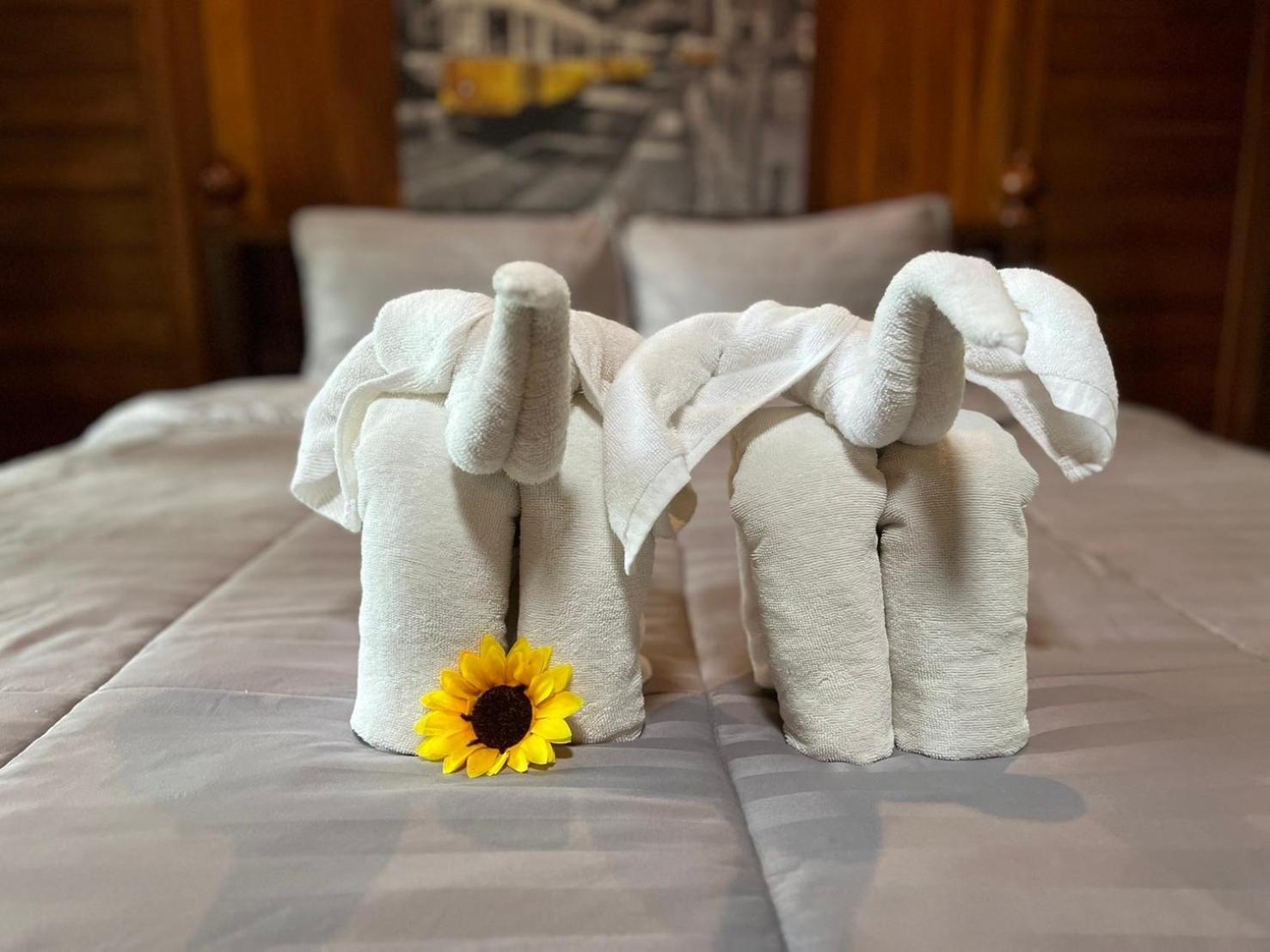 Denchai City Resort เด่นชัยซิตี้ รีสอร์ท Phrae Bagian luar foto