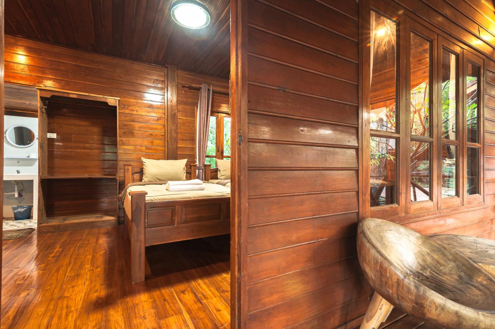 Denchai City Resort เด่นชัยซิตี้ รีสอร์ท Phrae Bagian luar foto